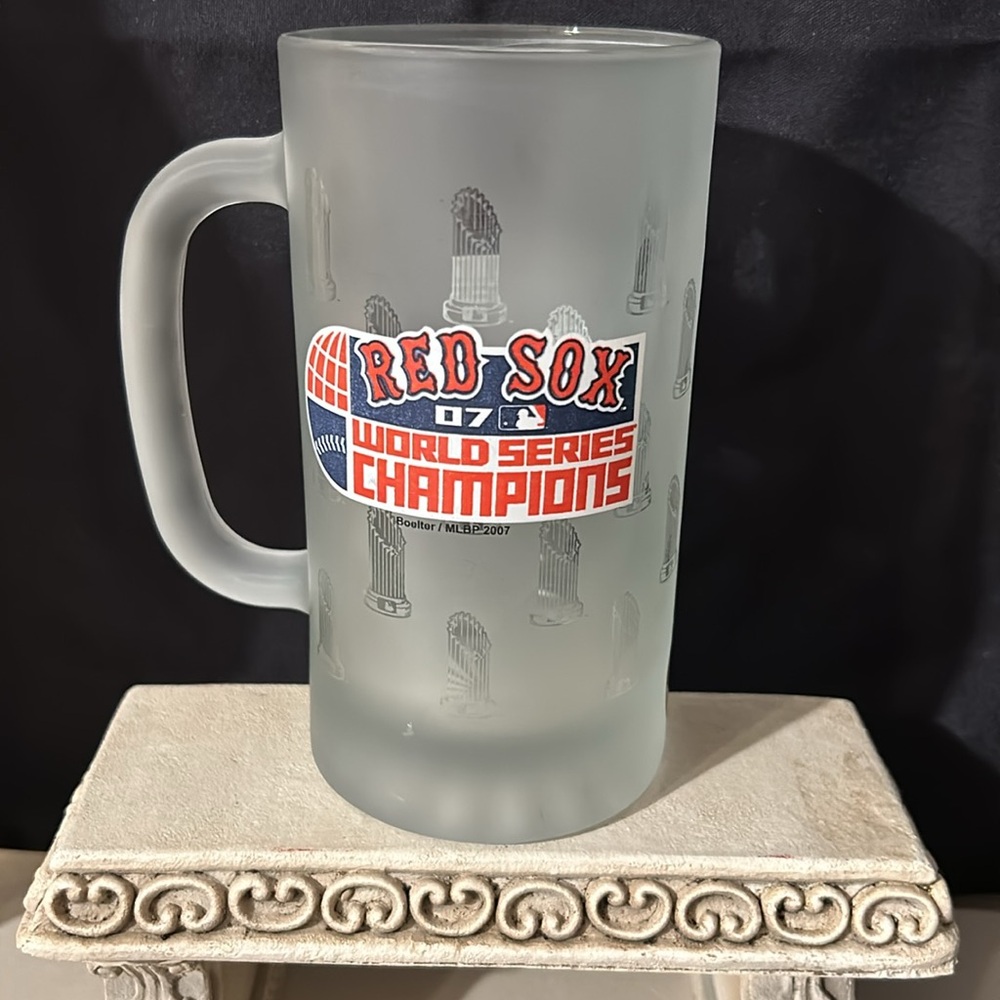 MLB Boston Red Sox 2007 World Champions Frosted Beer Mug Glass BOELTER